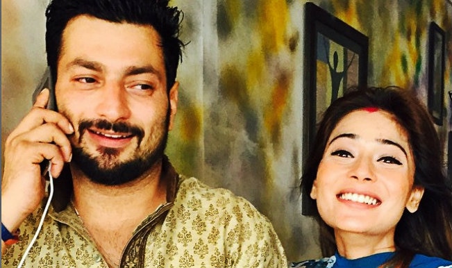 Tv Actress Sara Khan secretly married, shares pic with sindhoor