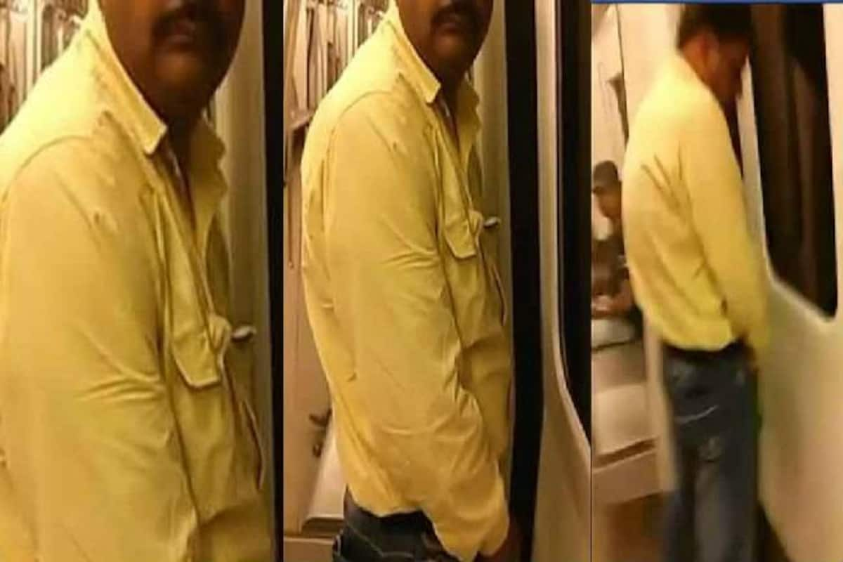 Disgusting! Man caught peeing inside Delhi Metro! | India.com