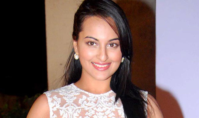 Sonakshi Sinha Tweets Apology To Delhi Harassment Accused