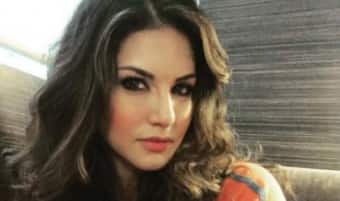 Sunny Leone New Sex Hq Videos Free Downloading Play With Downloading - Pornban: Sunny Leone's smart take on pornography ban in India | India.com