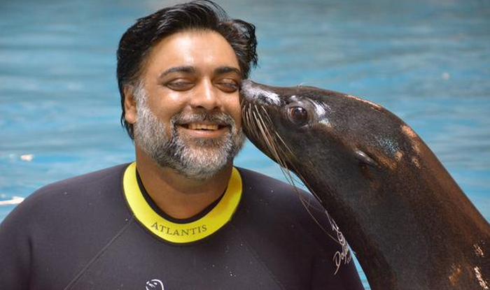 Ram Kapoor birthday: Cutest pictures of the TV heartthrob with his family!