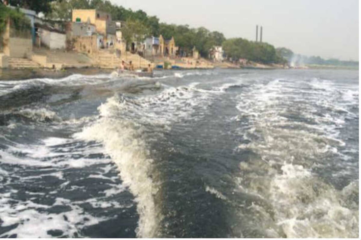 Toxic Foam Floats Near Yamuna River Bank In Delhi