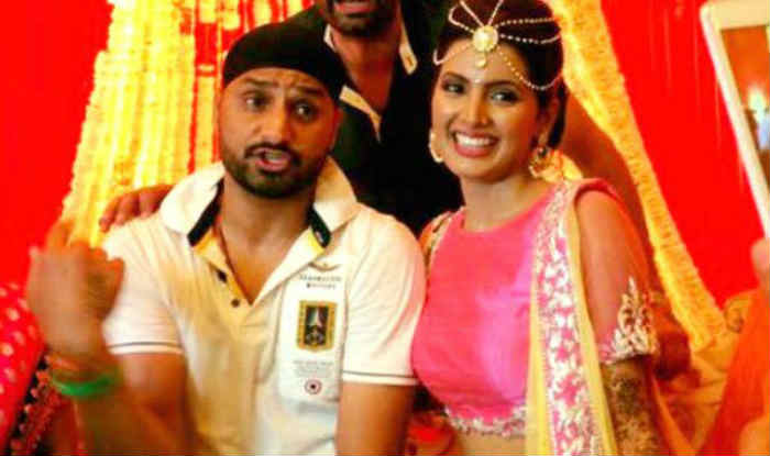 Harbhajan Singh & Geeta Basra wedding pictures: Sangeet function is simply  beautiful! | India.com