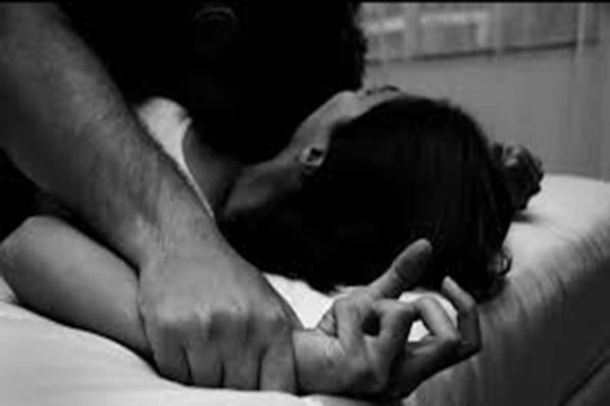 Rape Porn Videos Torrent Magnet - Shocking! Raped by father for 4 years, girl gets own rape video clip made |  India.com
