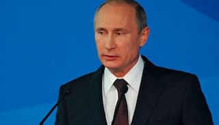 Vladimir Putin fires economy minister over bribe charges
