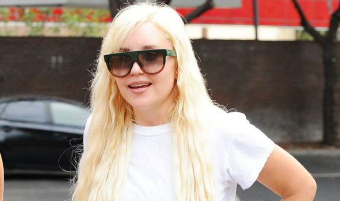 Amanda Bynes back on Twitter | India.com