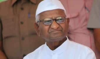 Arvind Kejriwal should have checked 'background' of his Principal  Secretary: Anna Hazare 