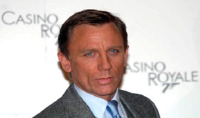 Daniel Craig tops most kissable stars poll | India.com