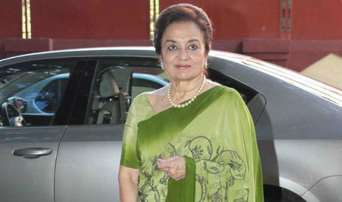 Asha Parekh lobbied for Padma Bhushan, says Nitin Gadkari | India.com