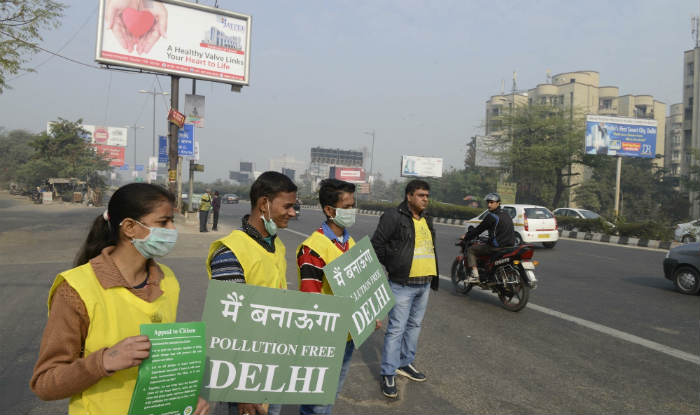 552 people challaned for violating odd-even scheme | India.com