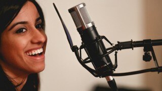 Indian-American Singer Sonia Mehta Shares how Music is a Way to Express Herself Indian-American Singer Sonia Mehta Shares how Music is a Way to Express Herself
