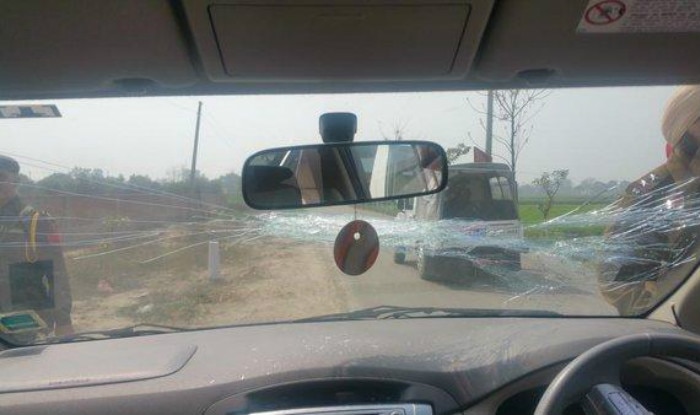 Arvind Kejriwal s Car Attacked In Punjab India