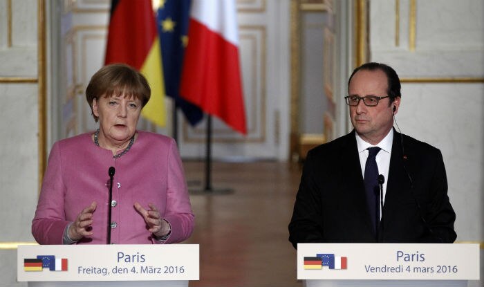 Francois Hollande Angela Merkel Express Same Will To Address Migration Crisis India Com