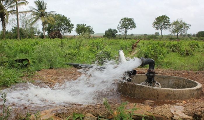 Telangana: 2-year-old falls in 60-feet deep borewell in Reddy district ...