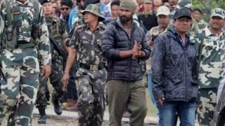 Shahid Kapoor looks SO HOT in his ‘bearded’ avatar on the sets of Rangoon! Shahid Kapoor looks SO HOT in his ‘bearded’ avatar on the sets of Rangoon!