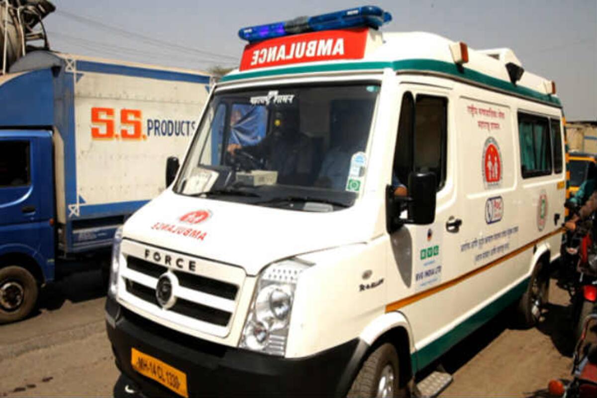 Delhi Police Creates Green Corridor For Ambulance Carrying Heart For  Transplant to Reach AIIMS in 12 Minutes