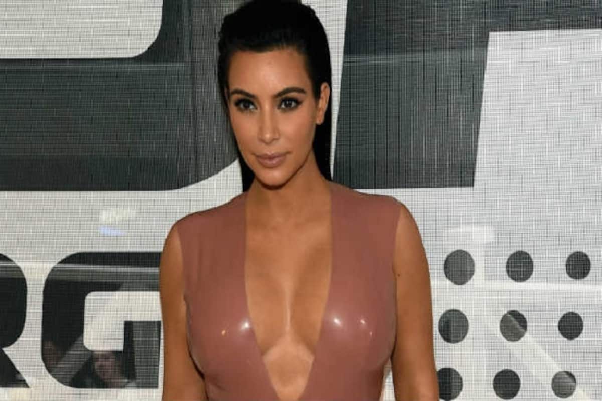 Kim Sharma Porn Hd - Kim Kardashian defends nude photos in new essay | India.com