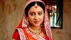 Pratyusha Banerjee DEAD: 5 things to know about our beloved Anandi from Balika Vadhu!