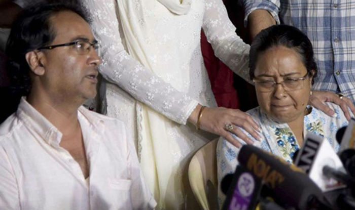 pratyusha parents 2