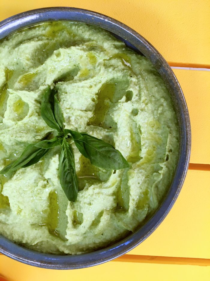 avocado hummus