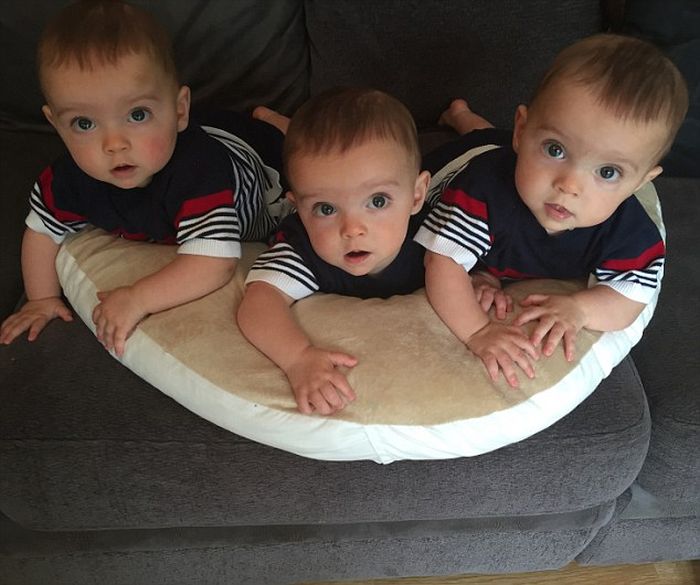 These Cute Identical Triplets Are One In 200 Million As They Were Born At The Same Time