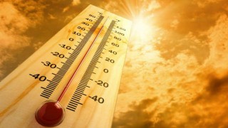 Jhansi: Extreme Heat Conditions Kill 4 in Kerala Express, 1 Passenger Critical Jhansi: Extreme Heat Conditions Kill 4 in Kerala Express, 1 Passenger Critical