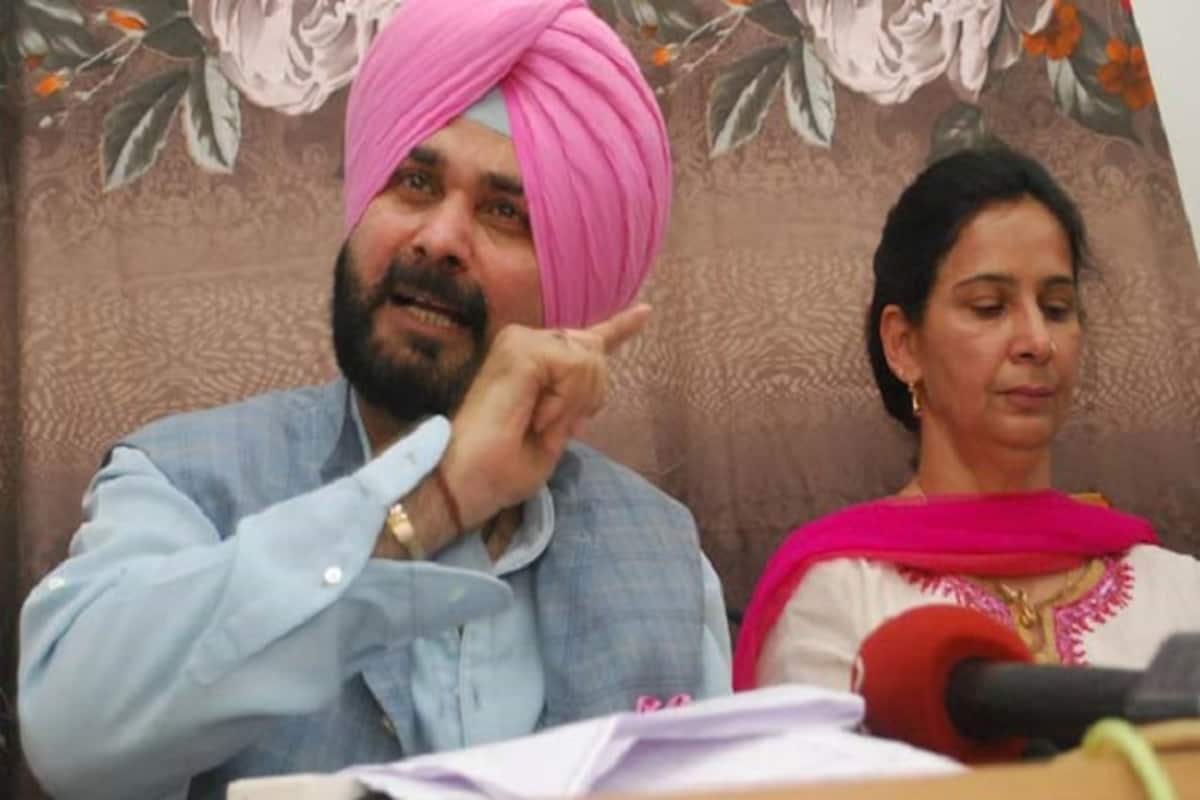 Indian Wife Navjot Videos - Navjot Singh Sidhu hits out at journalist on being questioned about AAP,  says 'Narendra Modi is my hero' (Watch Video) | India.com