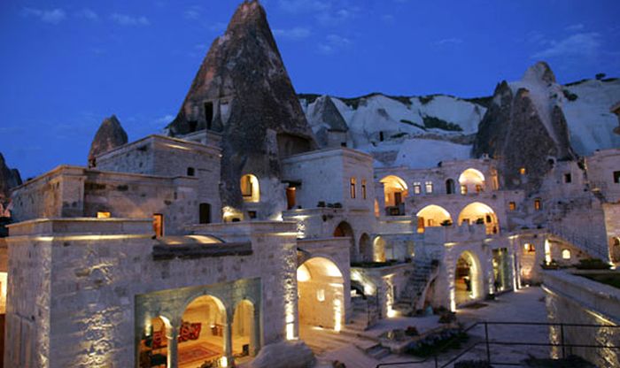 10 Most exotic cave hotels in the world that will add spice to your ...