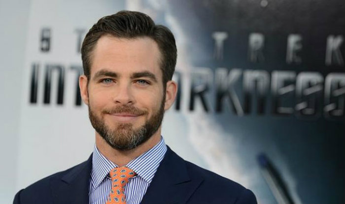 Chris Pine Wants People To Dress Better 