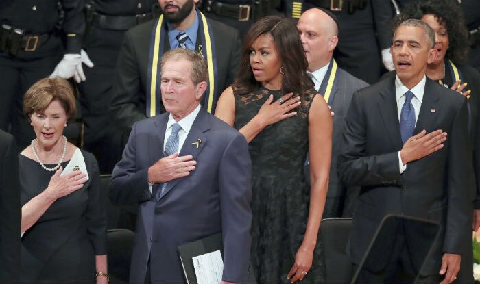 Barack Obama pays tribute to Dallas officers shot in racial attack ...