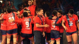 U Mumba beat Dabang Delhi 27-25 | Pro Kabaddi 2016 LIVE Score U Mumba vs Dabang Delhi: Live Score Updates & Match Results of PKL 4, match 10 U Mumba beat Dabang Delhi 27-25 | Pro Kabaddi 2016 LIVE Score U Mumba vs Dabang Delhi: Live Score Updates & Match Results of PKL 4, match 10