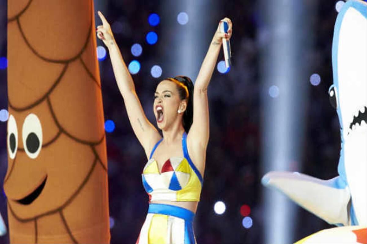 Katy Perry Just Wore a Bra Made of Beer Cans, And it Dispensed