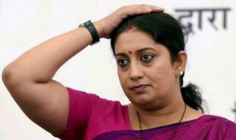 Calling Sushma Swaraj 'Didi', Here's Why Smriti Irani Wrote 'Have an Axe to Grind With You'