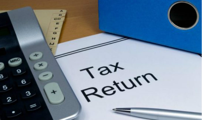 Last date for filing Income Tax returns extended: Revenue Secretary |  India.com