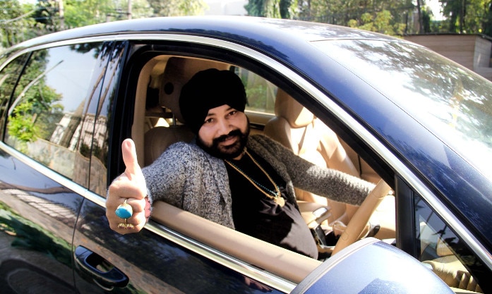 Daler Mehndi Buys India's First Metaverse Property Aptly Named 'Balle  Balle' Land - Tech