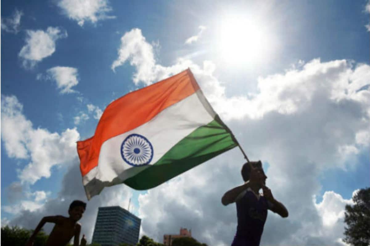 Independence Day 2018: इस स्वतंत्रता दिवस पर आपको ये 10 काम जरूर करने चाहिए, यादगार बन जाएगा आजादी का जश्न - Latest News & Updates in Hindi at India.com Hindi