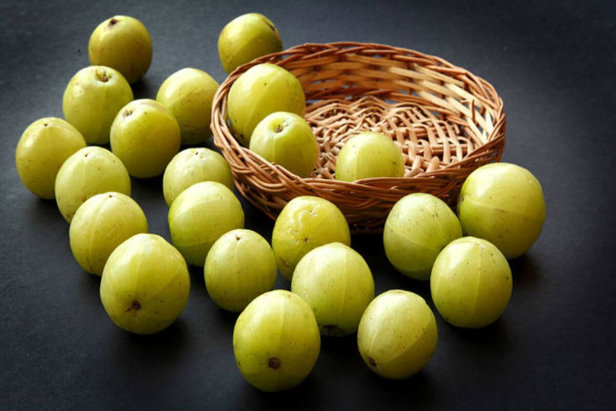 Health benefits of Amla | हर रोज आंवला के सेवन से होते हैं ये 8 फायदे -  Health benefits of amla - Latest News &amp; Updates in Hindi at India.com Hindi