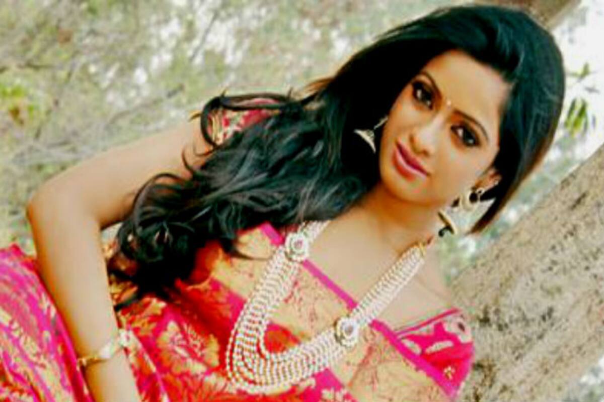 Anchor Udaya Bhanu Sex Videos Download - It's TWINS for south actress Udaya Bhanu! | India.com
