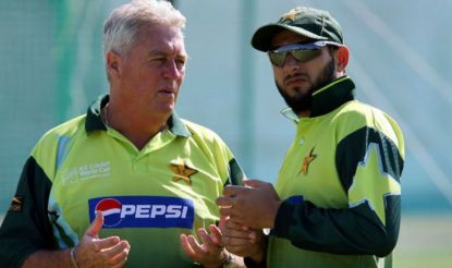 Bob-Woolmer-and-Shahid-Afridi