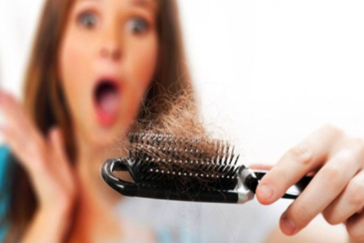 Here is What Causes Hair Fall Post Pregnancy 