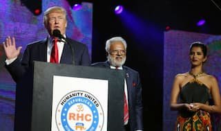 Donald Trump Declares Himself a Friend of Hindus, Indians at Rally Attended by 8,000-plus Indian Americans