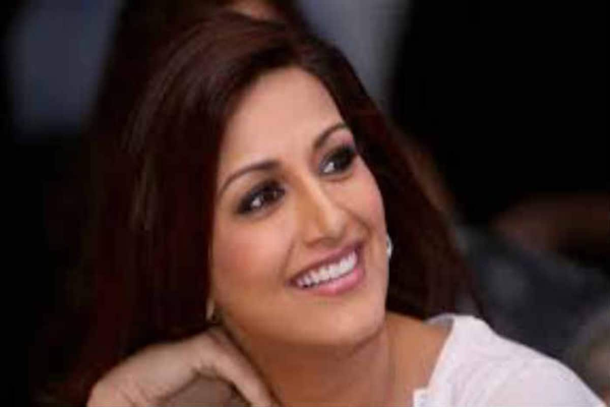 Sonali Bendre Diagnosed With High Grade Cancer: Hina Khan, Ekta Kapoor,  Shakti Arora, Karan Wahi Send Love And Prayers To The Actress | India.com