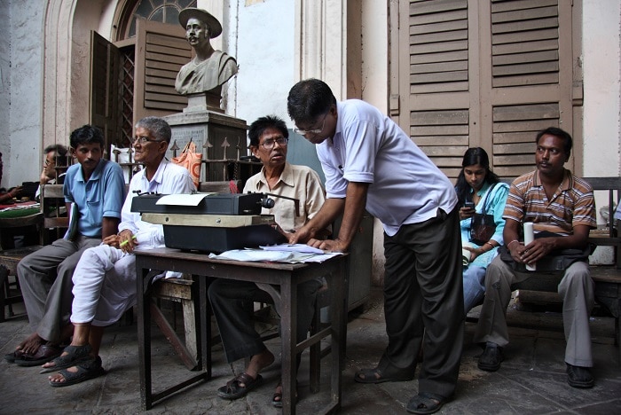 Typist outside Kolkata - Bankshall Court (Photo - Chirodeep Chaudhuri)