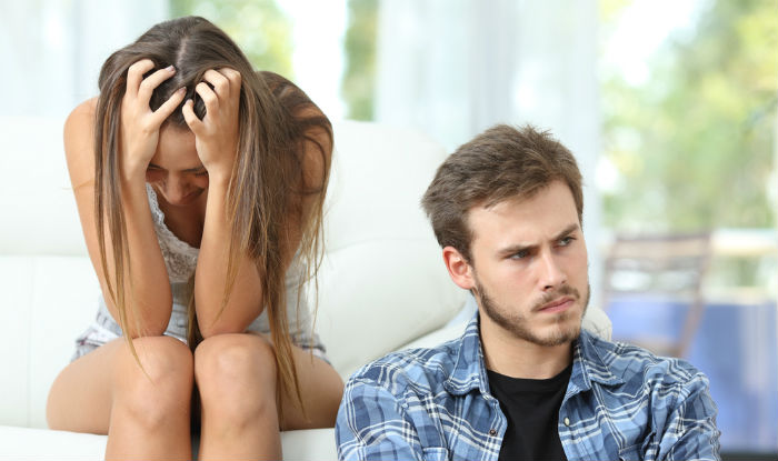 10 signs of a jealous and possessive boyfriend! India