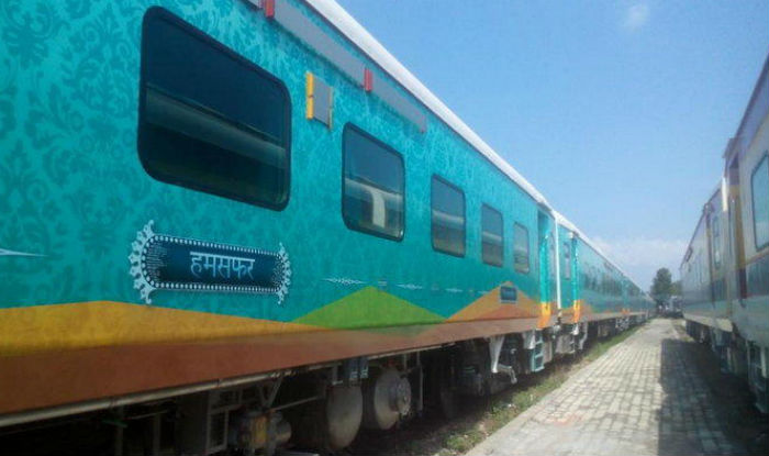 Humsafar, Antyodaya Express flagged off; Suresh Prabhu launches new  catering policy for railways 