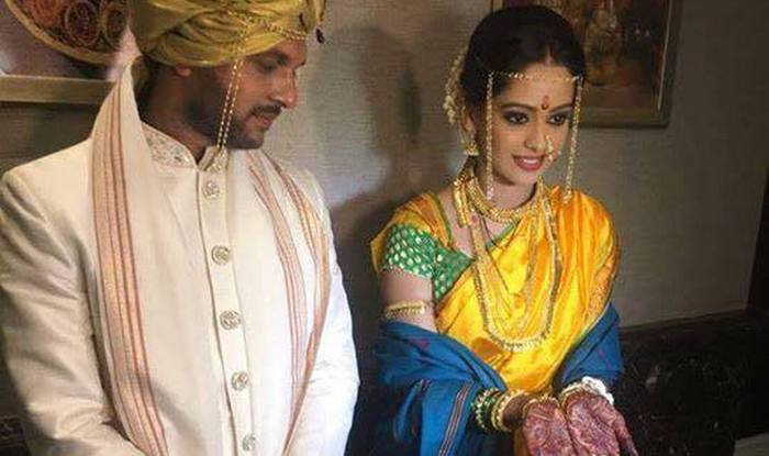 Mugdha Chaphekar And Ravish Desai Wedding Pictures And Video Exclusive Satrangi Sasural Couple