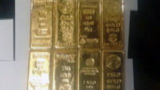 Delhi: 16 Kgs Gold Recovered From Six Passengers At IGI Airport | दिल्ली: एयरपोर्ट से 16 किलो सोना बरामद, डायपर और तौलिए में छिपाकर ले जा रहे थे Delhi: 16 Kgs Gold Recovered From Six Passengers At IGI Airport | दिल्ली: एयरपोर्ट से 16 किलो सोना बरामद, डायपर और तौलिए में छिपाकर ले जा रहे थे