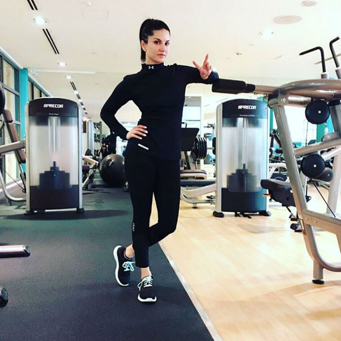 Sunny Leone Xxx Workout - Follow Raees item girl Sunny Leone's workout and diet plan to get sexy  body! | India.com