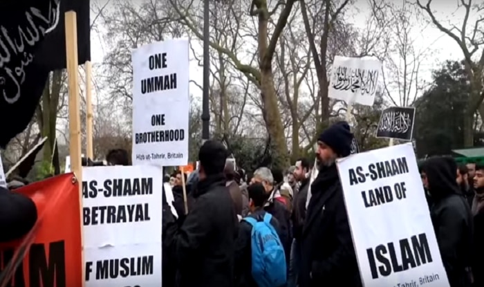 UK Muslims chant “Allahu Akbar”, say USA will pay for misdeeds in Syria Watch Video India