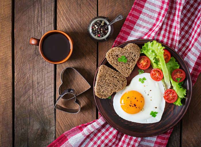 Morning Diet: सुबह उठते ही करें इन चीजों का सेवन, मिलेंगे ये जबरदस्त फायदे